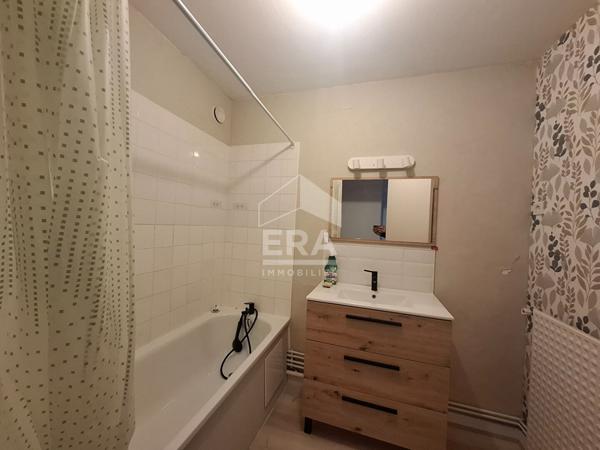 Charmant appartement en hyper centre avec ascenseur, 2 chambres.