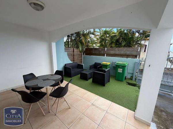 Maison à louer 3 pièces 76.22m² Saint-Pierre (97410)