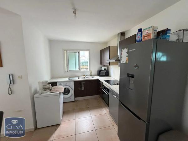 Maison à louer 3 pièces 76.22m² Saint-Pierre (97410)