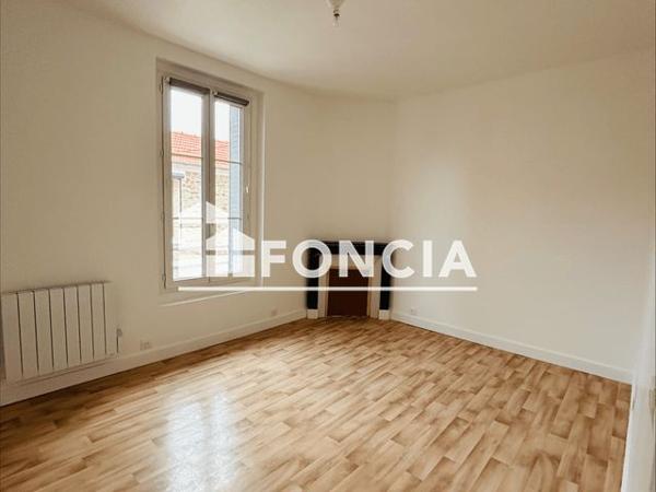 Location Studio 27.9 m² - 42 RUE WALDECK ROUSSEAU Draveil 91210