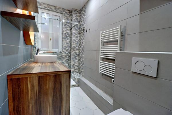 Appartement 4 pièces refait à neuf en centre-ville