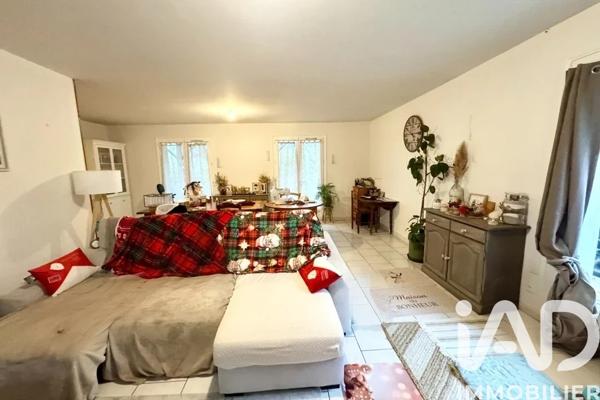 Maison à vendre 5 pièces 120 m² Barbezieux-Saint-Hilaire