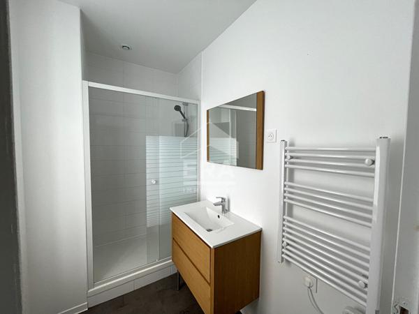 Appartement La Guerche Sur L'Aubois 3 pièce(s) 58 m2