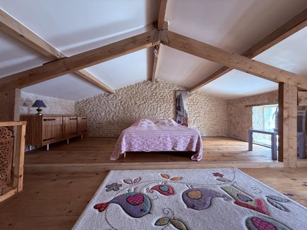 Maison 10 pièce(s) 7 chambre(s) 270 m²