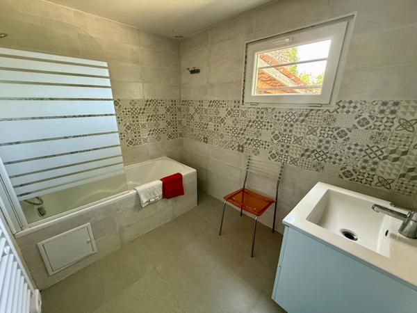 Maison 10 pièce(s) 7 chambre(s) 270 m²