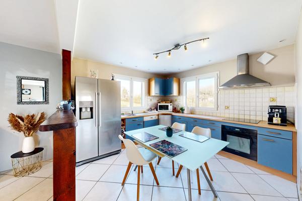 Grande maison familiale - garage - jardin 