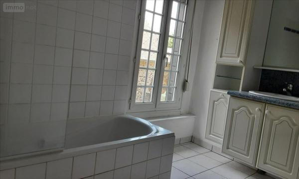 Appartement à vendre à Dol-de-Bretagne en Ille-et-Vilaine (35120), ref : 35130-1005235