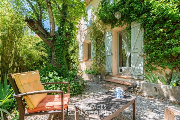 Propriété de charme au coeur de Bibémus, sur les traces de Cézanne