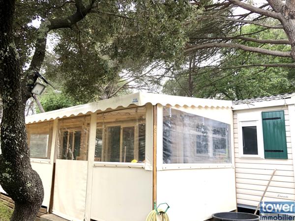 Mobilhome récent dans camping 5 étoiles