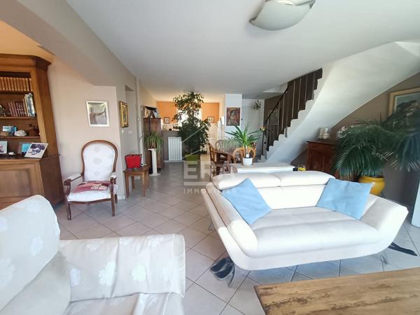 Pavillon 4 pièces avec vue sur l'étang à Martigues -