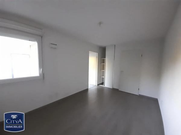 Appartement à louer 2 pièces 37.1m² Joué-lès-Tours (37300)