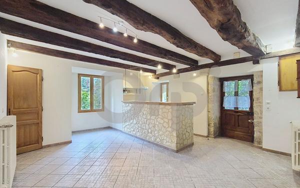 Maison à vendre    3 pièces •  Le Lardin-Saint-Lazare