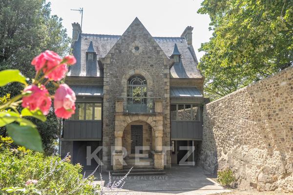 Élégante villa de caractère des années 1930 face à la mer à Saint-Malo