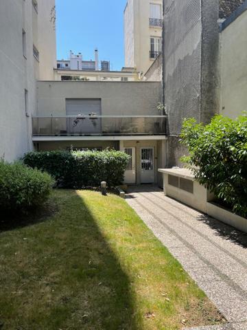 Bois de Vincennes,, Paris 12, 2 pièces avec son entrée indépendante sur jardin