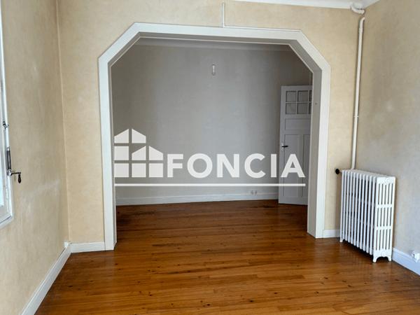Location Appartement 3 pièces 99.39 m² - 41 RUE MARECHAL FOCH Tarbes 65000