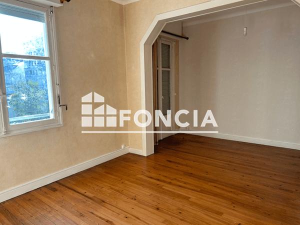 Location Appartement 3 pièces 99.39 m² - 41 RUE MARECHAL FOCH Tarbes 65000