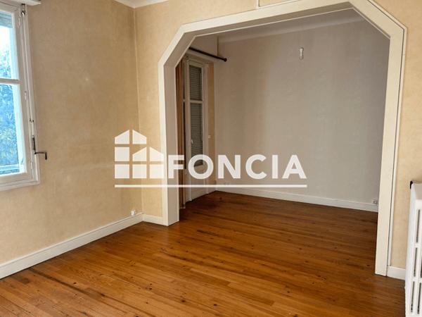 Location Appartement 3 pièces 99.39 m² - 41 RUE MARECHAL FOCH Tarbes 65000