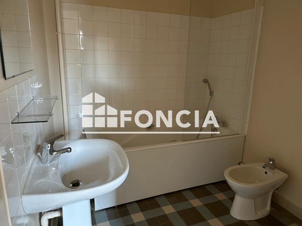 Location Appartement 3 pièces 99.39 m² - 41 RUE MARECHAL FOCH Tarbes 65000
