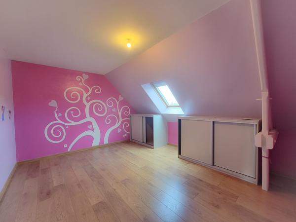 Maison 9 pièces - 214 m²