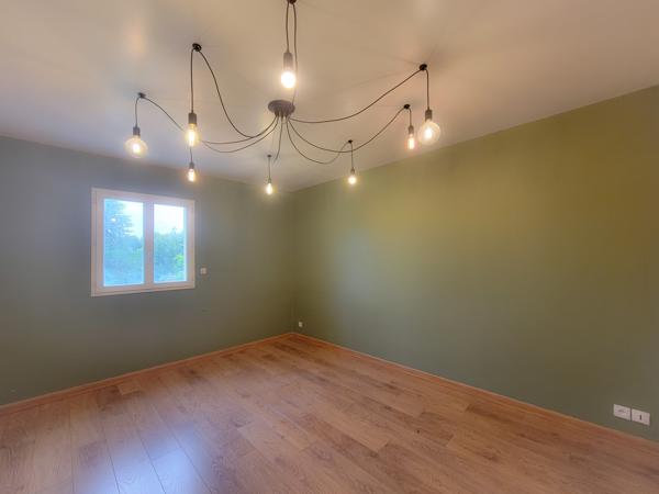 Maison 9 pièces - 214 m²