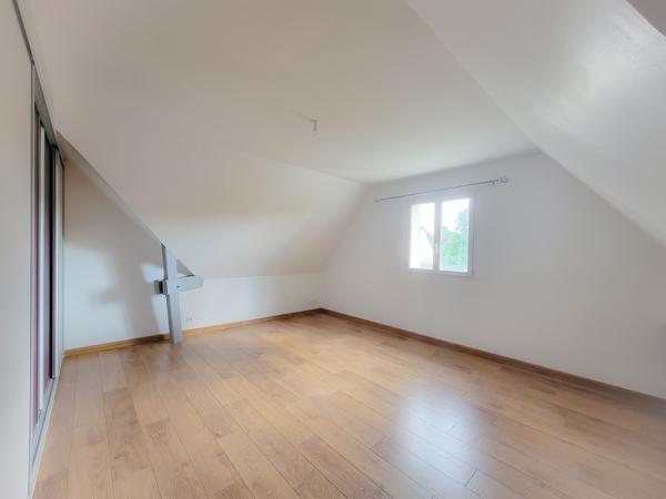 Maison 9 pièces - 214 m²