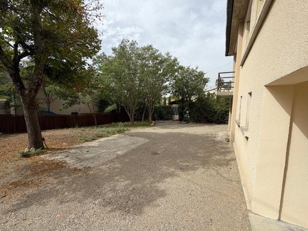 FORCALQUIER – Maison rénovée, jardin et beau potentiel