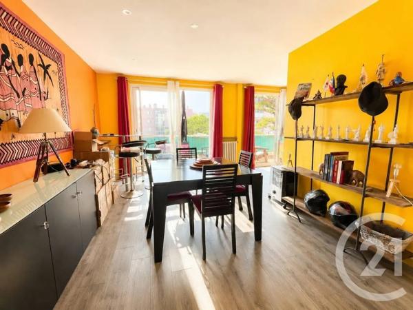 Appartement F3 à vendre  3 pièces - 70,45 m 2   BASTIA  - 202