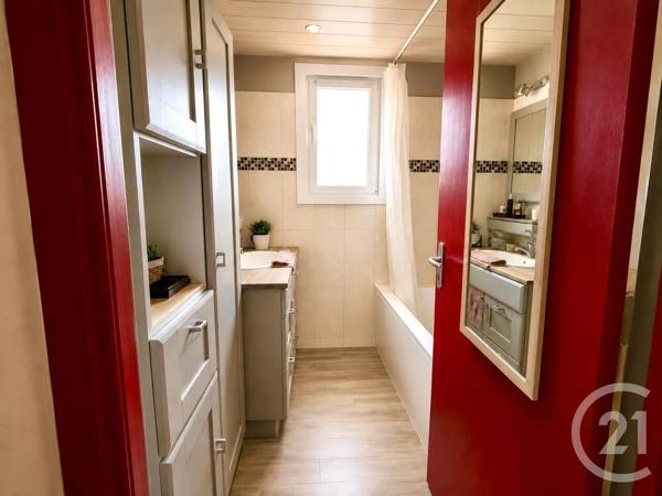 Appartement F3 à vendre  3 pièces - 70,45 m 2   BASTIA  - 202