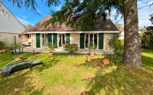 Maison à vendre    5 pièces •  Les Essarts-le-Roi