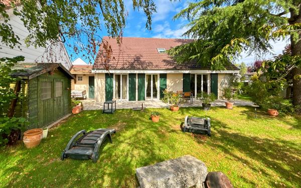 Maison à vendre    5 pièces •  Les Essarts-le-Roi