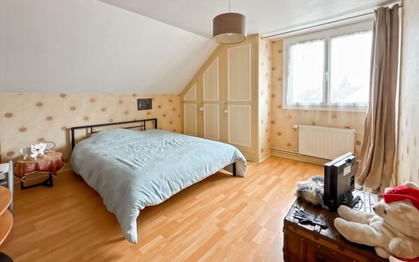 Maison à vendre    5 pièces •  Les Essarts-le-Roi