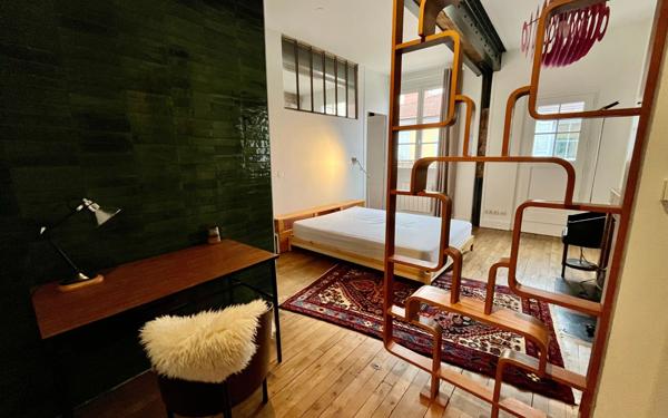 Appartement à louer    2 pièces • 58,77 m2 Lyon 1