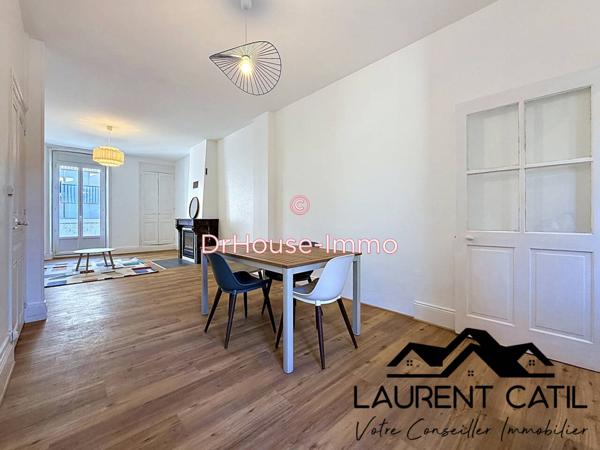 Appartement à louer 4 pièces de 84 m²
