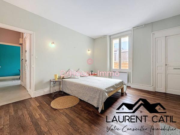 Appartement à louer 4 pièces de 84 m²