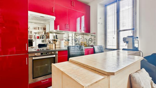 A VENDRE CHARMANT 3P ATYPIQUE 35M2 COMBLES OUVERTS AMENAGES PARIS 10E GONCOURT BELLEVILLE