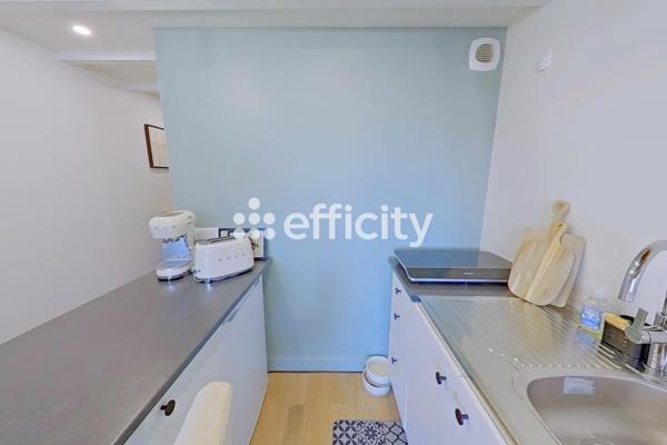 Appartement
         2 pièces
        - 35 m² 216 275 € *