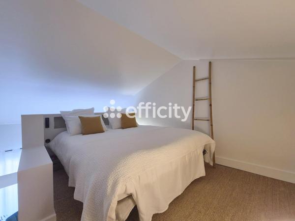 Appartement
         2 pièces
        - 35 m² 216 275 € *
