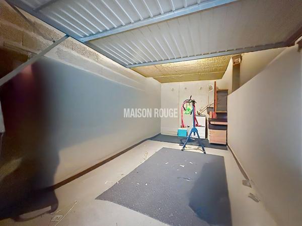 Betton : Appartement rénové avec grand box fermé de 18 m² - Résidence sécurisée, tout à pied !