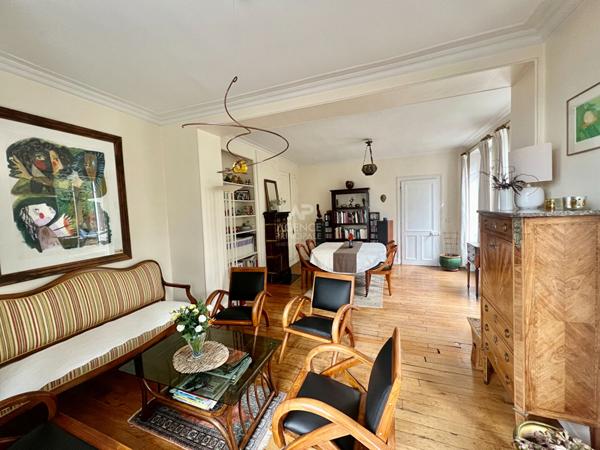 Maison Pontoise 7 pièce(s) 135 m2 €585 000 ** - Référence 11097