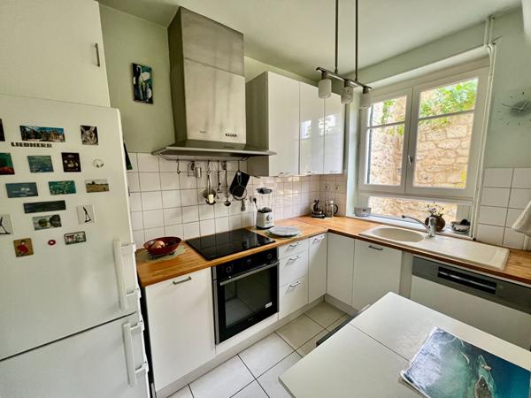 Maison Pontoise 7 pièce(s) 135 m2 €585 000 ** - Référence 11097