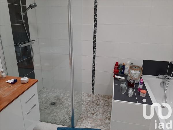 Maison à vendre 9 pièces 156 m² Périgny