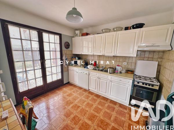 Maison à vendre 14 pièces 260 m² La Valette-du-Var