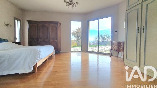 Maison à vendre 7 pièces 245 m² Royat