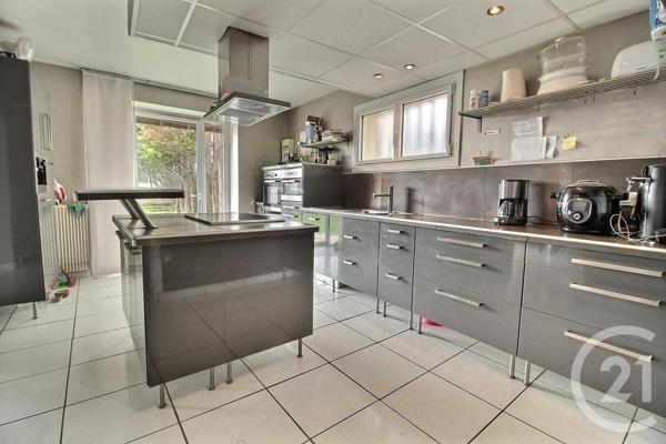 Maison à vendre  7 pièces - 230 m2 MIRIBEL - 01