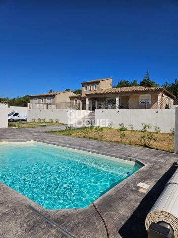 Villa de standing 170m², 4 chambres, terrain, piscine, sous sol.