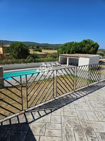 Villa de standing 170m², 4 chambres, terrain, piscine, sous sol.