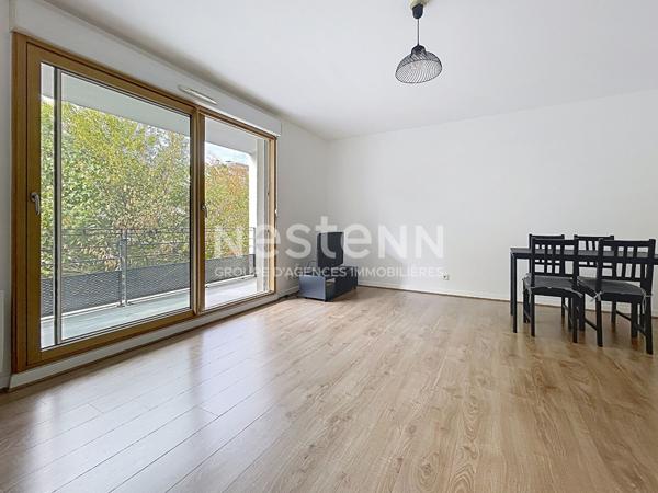 A vendre appartement Saint Cyr L Ecole 2 pièce(s) de 50m²  avec parking en sous-sol .