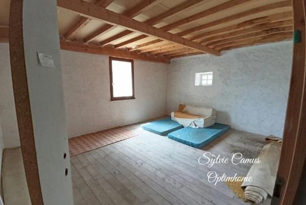 À SAISIR – ENSEMBLE DE PLUSIEURS APPARTEMENTS VENDUS EN UN SEUL LOT – FIX-SAINT-GENEYS (43)