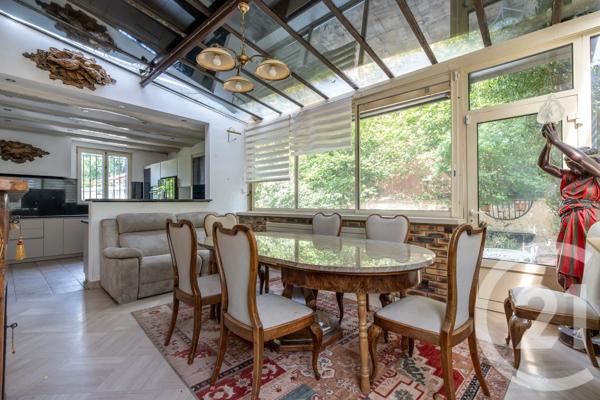 Maison à vendre  7 pièces - 250,55 m 2   NOGENT SUR MARNE  - 94