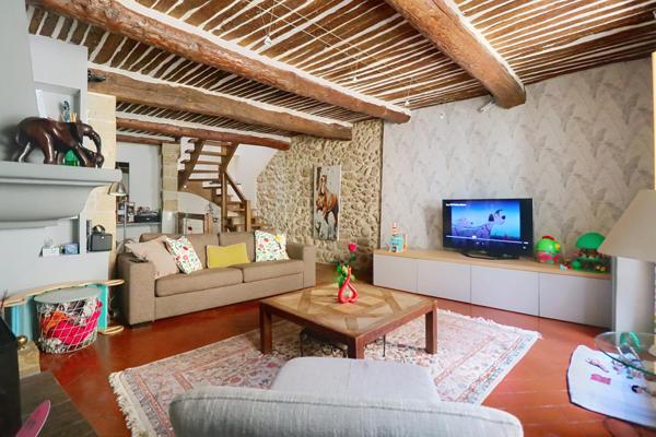 Rognes, maison 130m², 3 chambres en centre ville